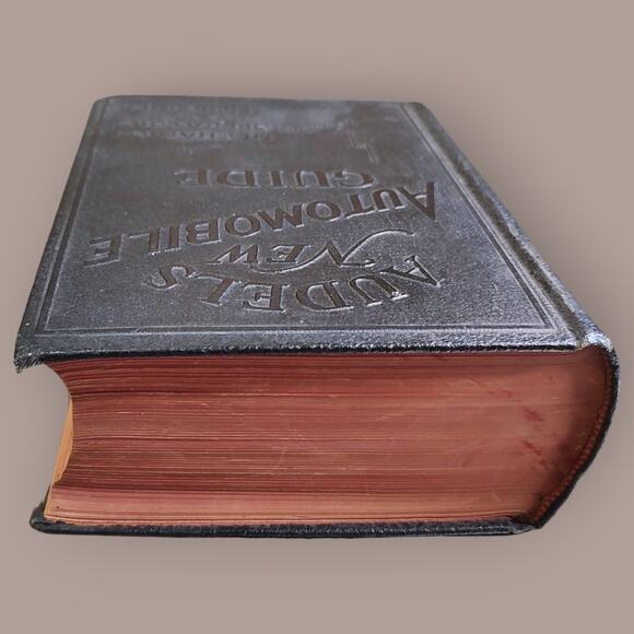 Vintage Audels New Automobile Guide for Mechanics Operators And Servicemen 1951 - Picture 11 of 16